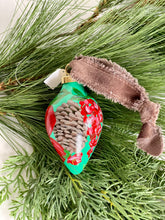 Load image into Gallery viewer, Christmas Ornament #69
