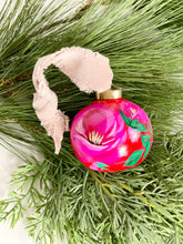 Load image into Gallery viewer, Christmas Ornament #74
