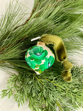 Load image into Gallery viewer, Christmas Ornament #80
