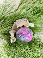 Load image into Gallery viewer, Christmas Ornament #82
