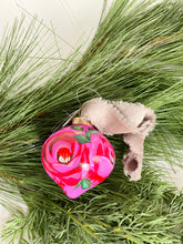 Load image into Gallery viewer, Christmas Ornament #83
