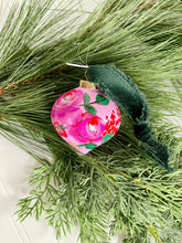 Load image into Gallery viewer, Christmas Ornament #92
